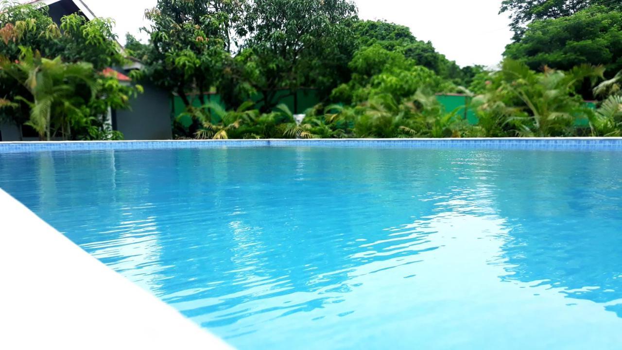 Arcadia Resort Alibaug อลีบาก ภายนอก รูปภาพ